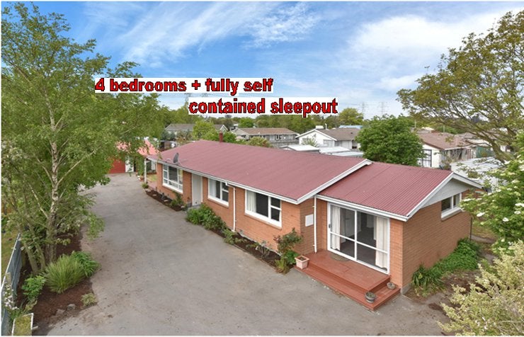 28 Pensacola Crescent, Broomfield, Christchurch - Carousel 1