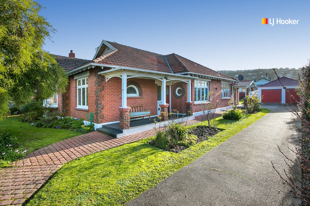 27 Albert Street, Saint Clair, Dunedin - Carousel 1