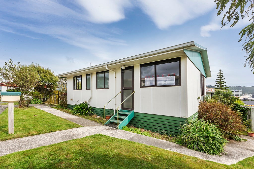 8 Kivell Street, Ranui, Porirua - Carousel 2