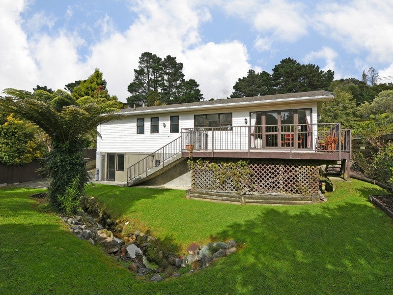 42 Rawhiti Street, Stokes Valley, Lower Hutt - Carousel 1
