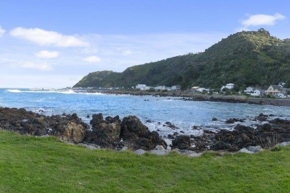 81 Breaker Bay Road, Breaker Bay, Wellington - Carousel 2