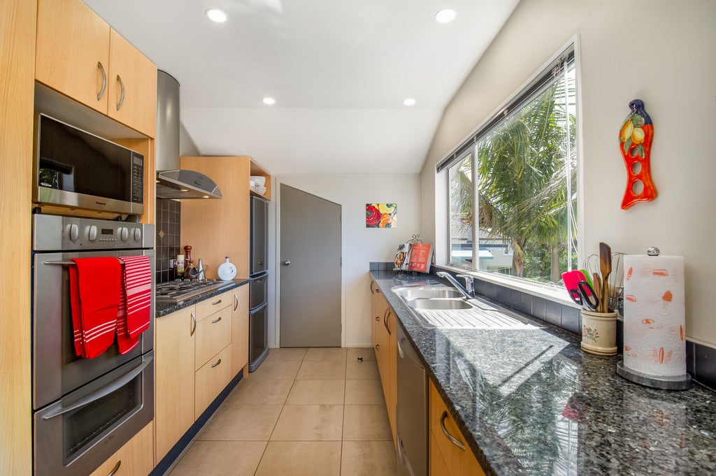 42 Selwyn Road, Cockle Bay, Auckland - Carousel 26
