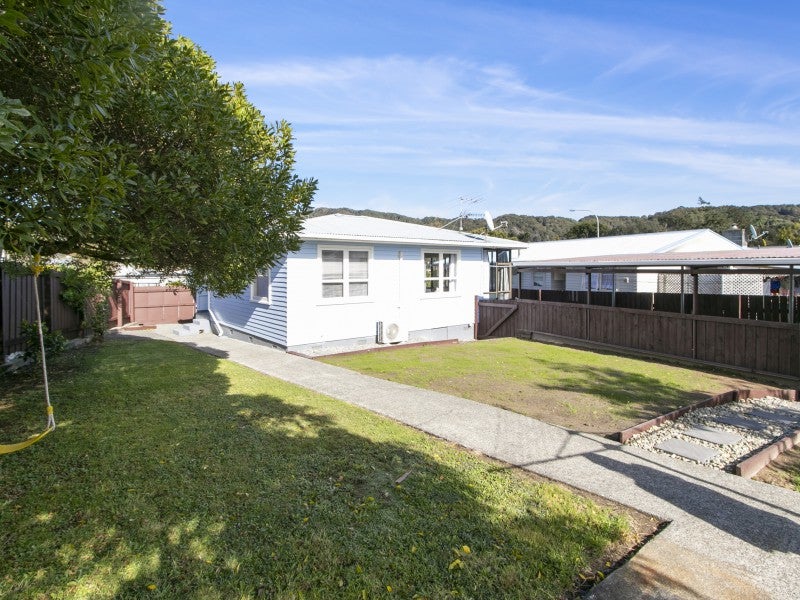 77 Parkway, Wainuiomata, Lower Hutt - Carousel 20