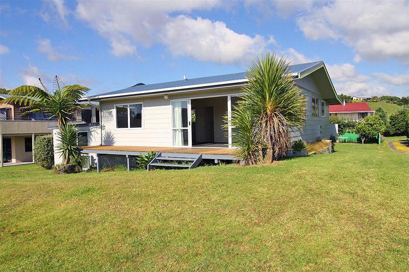 50 Kon Tiki Road, Whiritoa, Waihi - Carousel 2