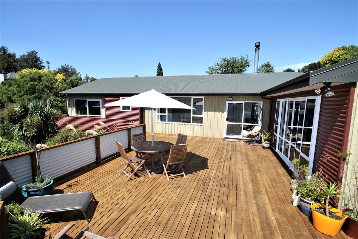 80 Martin Road, Fairfield, Dunedin - Carousel 1