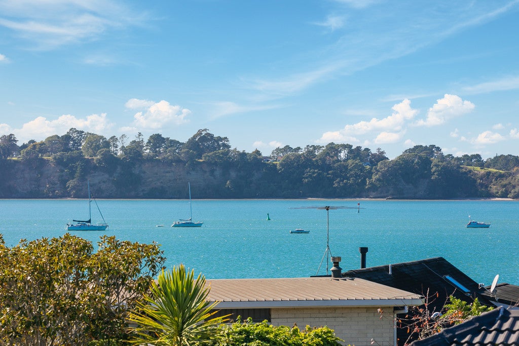 301A Riddell Road, Glendowie, Auckland - Carousel 1