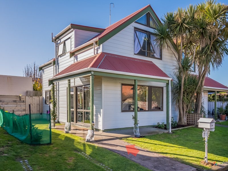 17/58 Cuba ST, Petone, Lower Hutt - Carousel 17