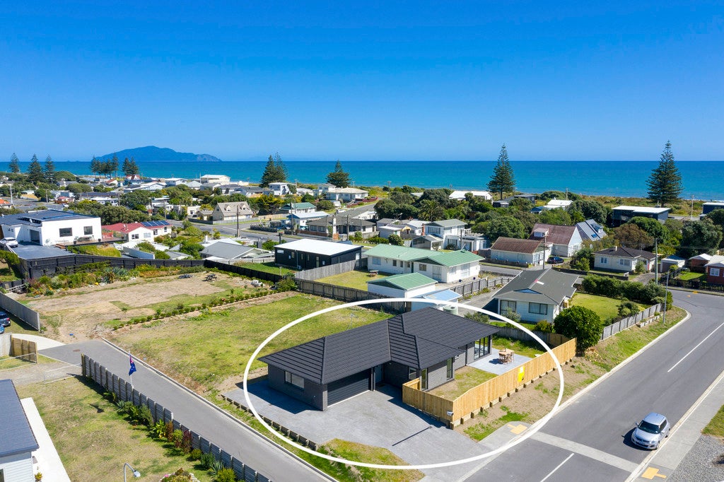 59 Seagrass Place, Otaki Beach, Otaki - Carousel 16