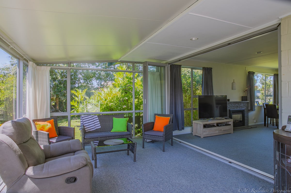 9 Cook Street, Oceanview, Timaru - Carousel 2