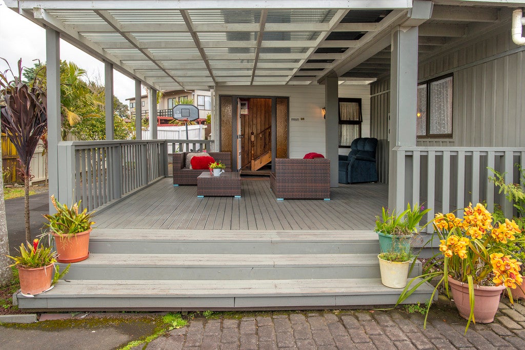 38 Charntay Avenue, Clover Park, Auckland - Carousel 2