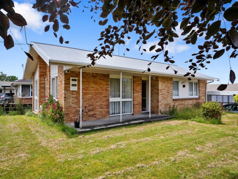264 Clayton Road, Pukehangi, Rotorua - Carousel 1