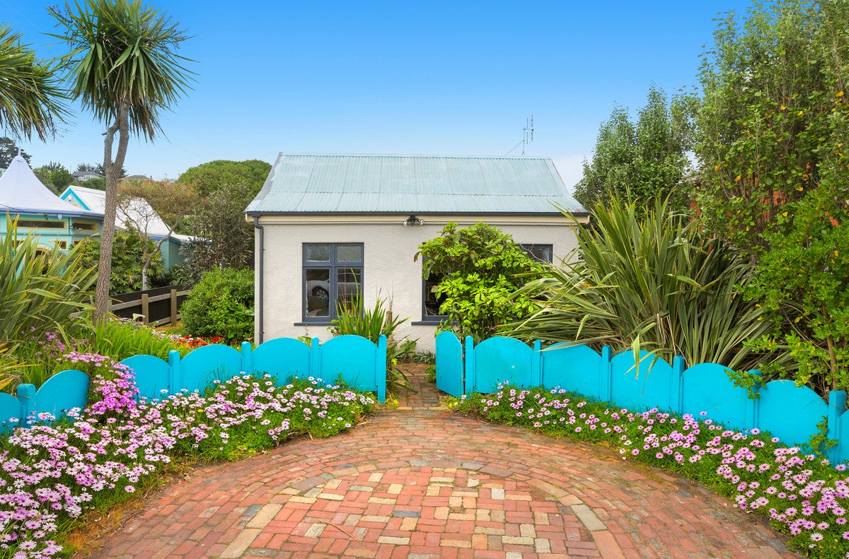 1086 Brighton Road, Brighton, Dunedin - Carousel 1