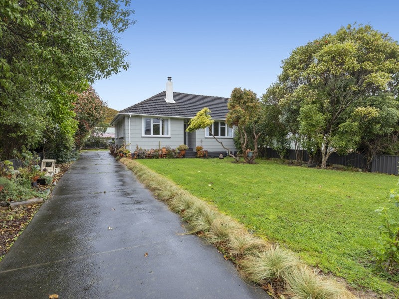 393 Cambridge Terrace, Naenae, Lower Hutt - Carousel 1