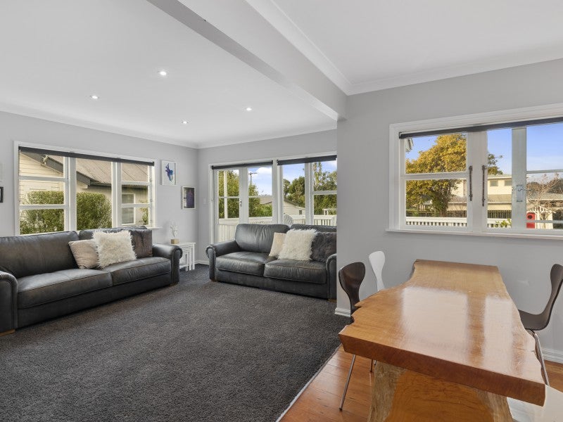 27 MacLaren Street, Maymorn, Upper Hutt - Carousel 2