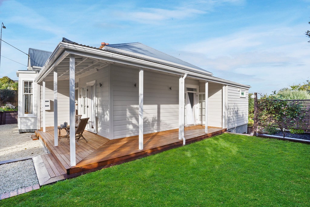 114 Birkdale Road, Birkdale, Auckland - Carousel 2