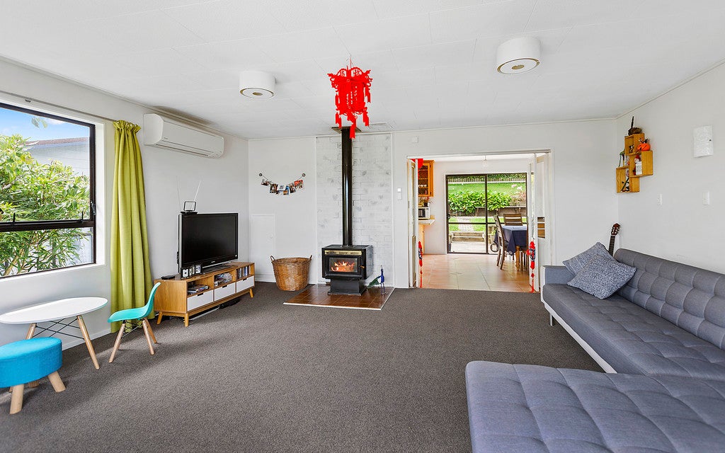 13 Dominica Crescent, Grenada Village, Wellington - Carousel 1