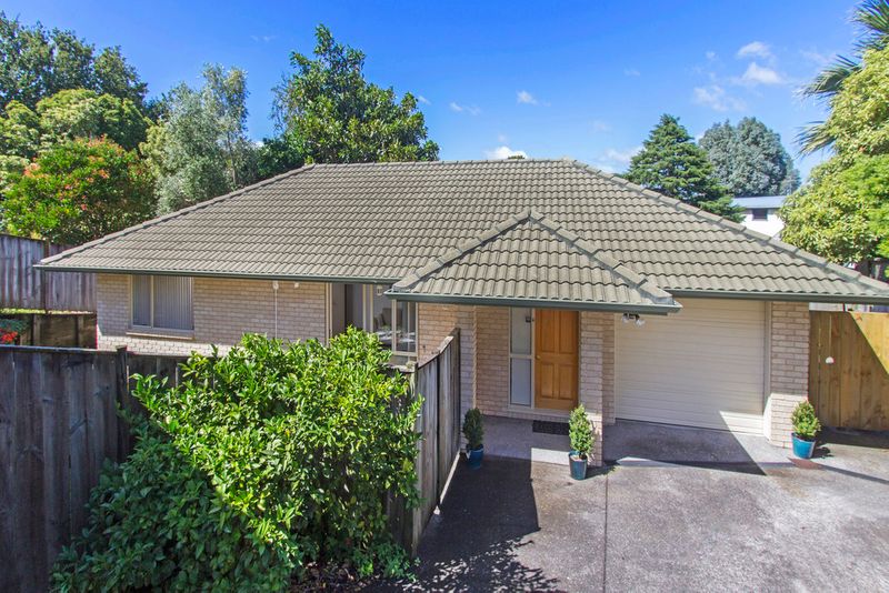 78 Drake Street, Howick, Auckland - Carousel 1