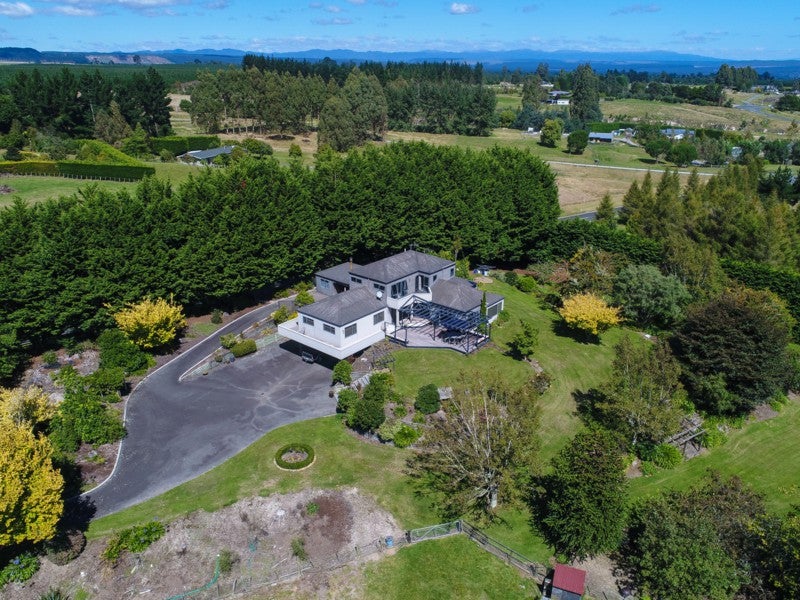 206 Caroline Drive, Maunganamu, Taupo - Carousel 1