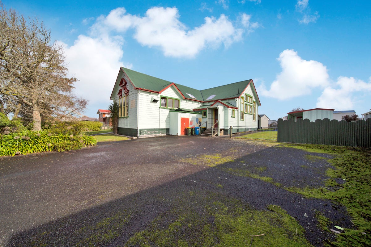 0 High St, Blenheim - Carousel 1