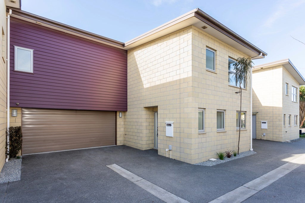 11A Burlington Street, Sydenham, Christchurch - Carousel 1