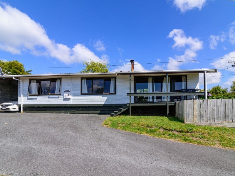 5 Murray Road, Fairy Springs, Rotorua - Carousel 1