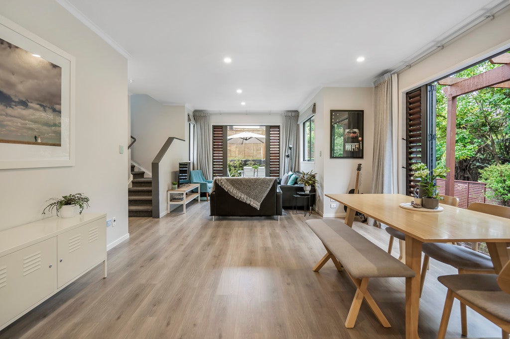 34 Greenbough Lane, Greenhithe, Auckland - Carousel 2