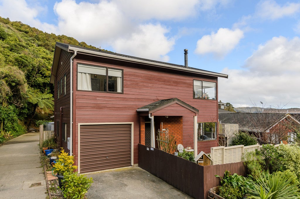 12 Parsons Glen, Karori, Wellington - Carousel 2