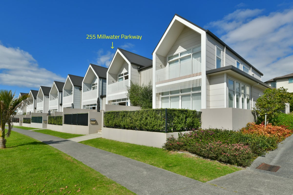 255 Millwater Parkway, Silverdale, Silverdale - Carousel 1
