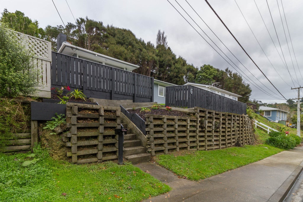 6 John Street, Stokes Valley, Lower Hutt - Carousel 20
