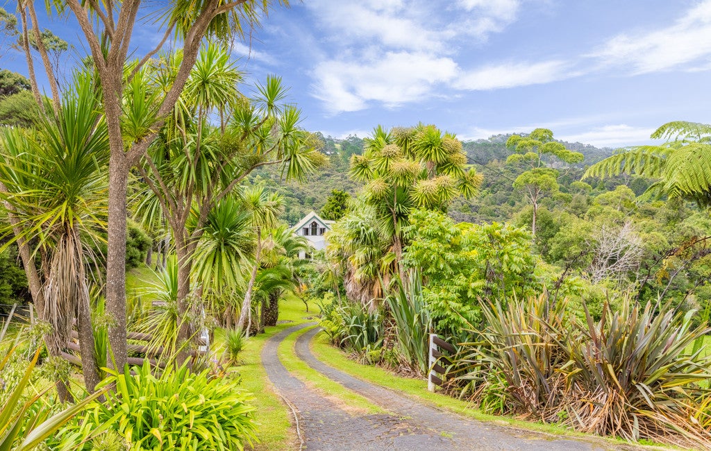133 Caton Road, Waitakere, Auckland - Carousel 24