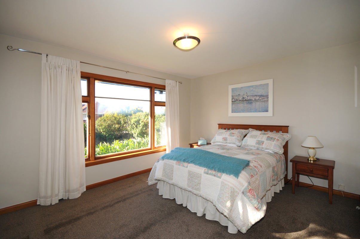 12 Halliwell Avenue, Papanui, Christchurch - Carousel 14