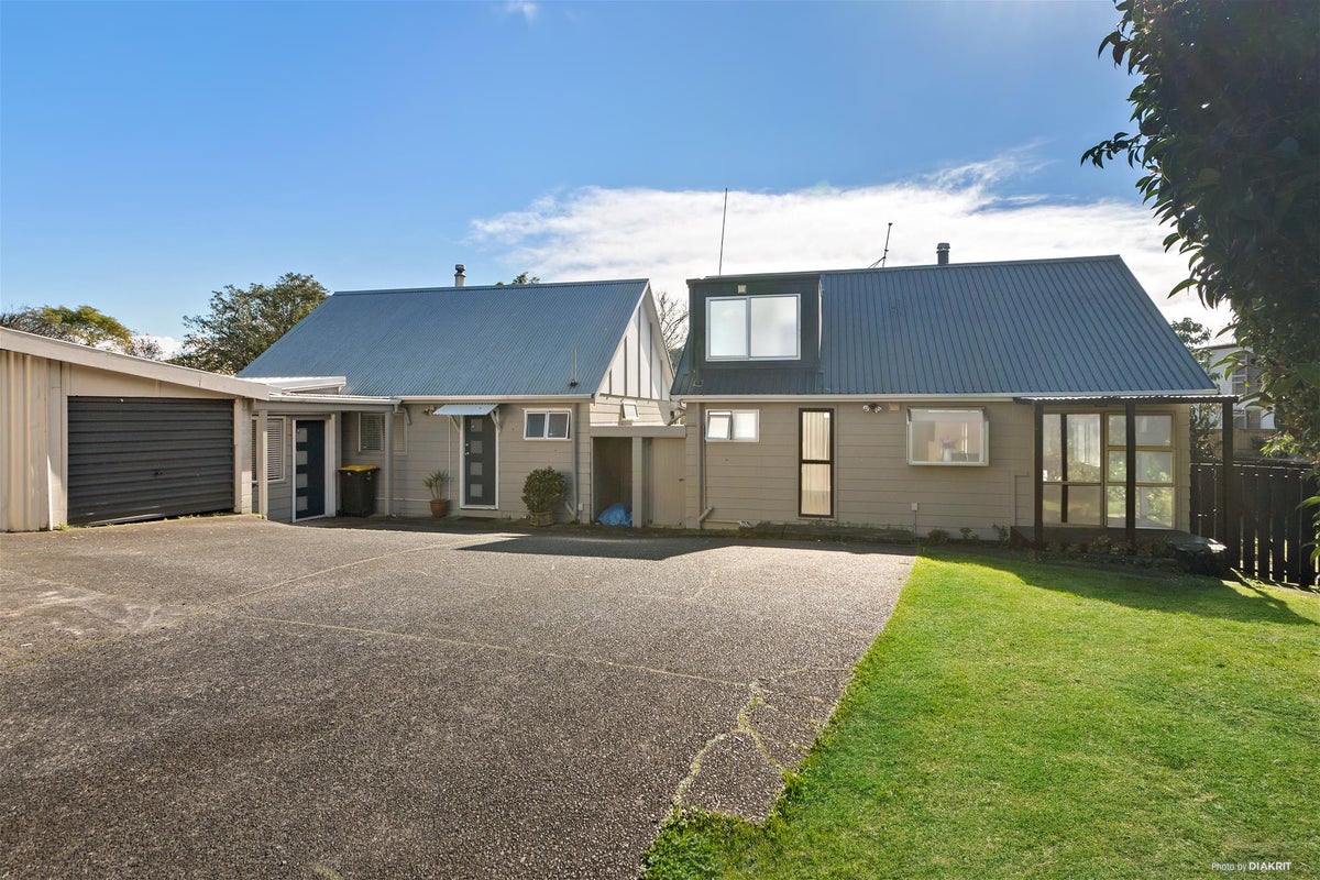 17B Tawa Crescent, Manurewa, Auckland - Carousel 2
