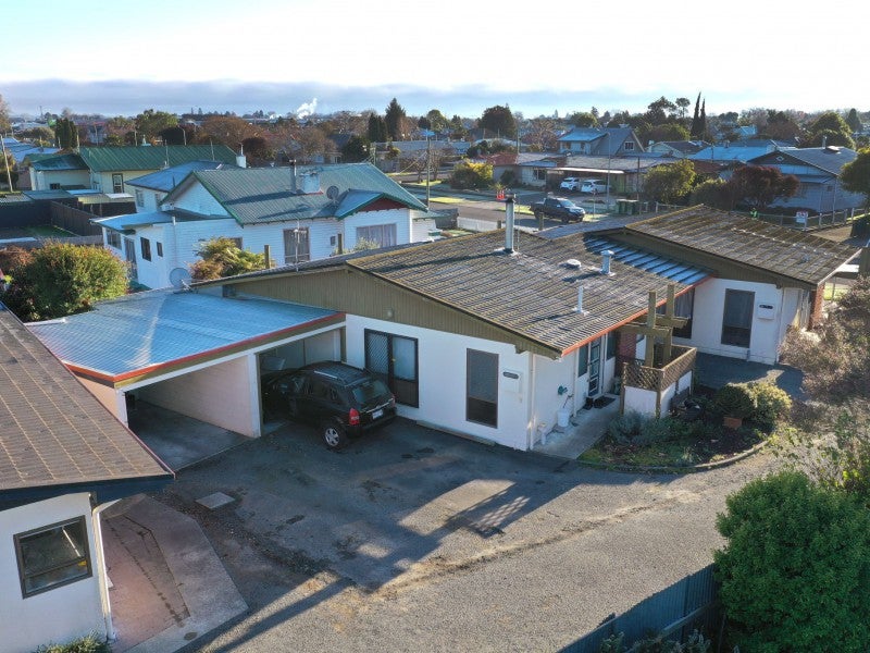 2/807 Avenue Road East, Parkvale, Hastings - Carousel 1