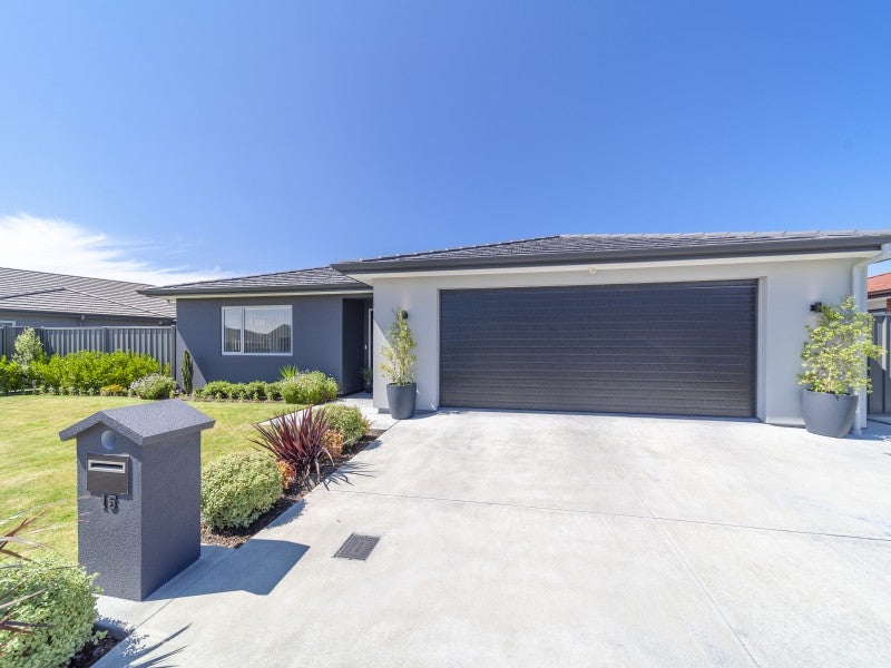 15 Aspiring Drive, Poraiti, Napier - Carousel 21