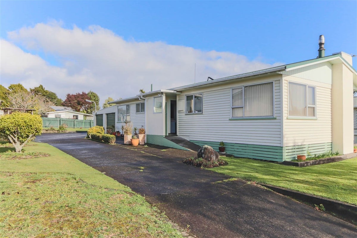 5 Kowhai Street, Inglewood, Inglewood - Carousel 1