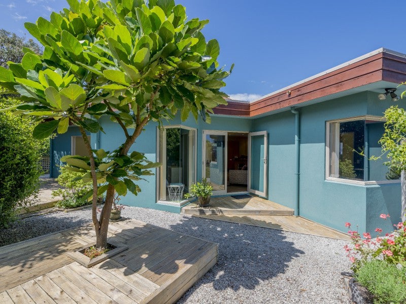 9 Reeves Street, Waikanae Beach, Waikanae - Carousel 2