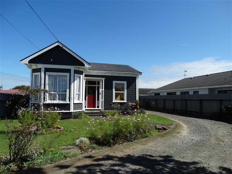 39 Disraeli Street, Hawera - Carousel 1