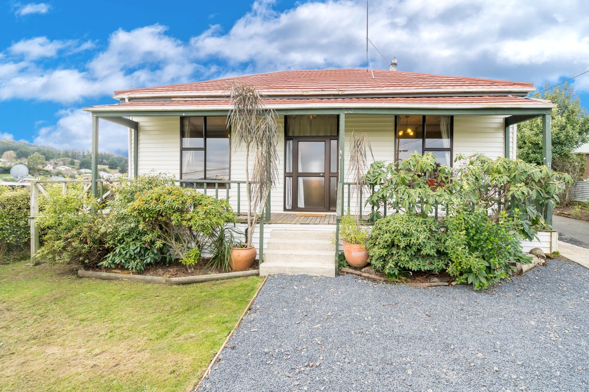 4 Benfell Street, Green Island, Dunedin - Carousel 2
