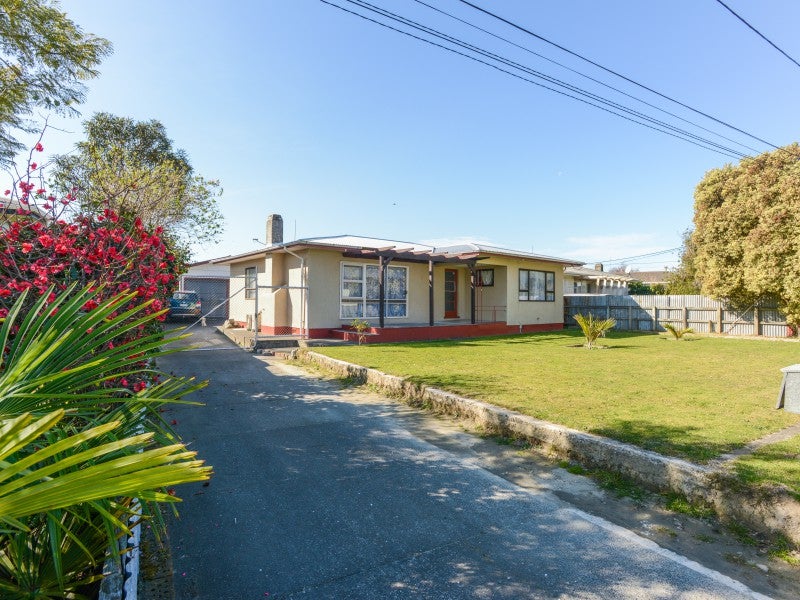 8 Bestall Street, Maraenui, Napier - Carousel 1
