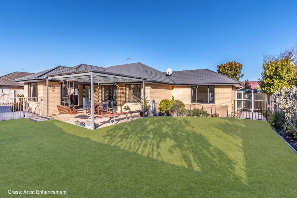8 Havana Gardens, Shirley, Christchurch - Carousel 2