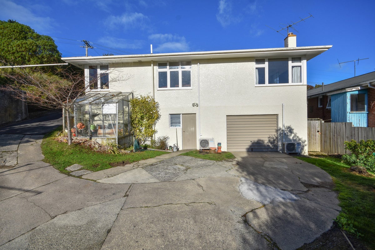 9 Castlewood Road, Company Bay, Dunedin - Carousel 1