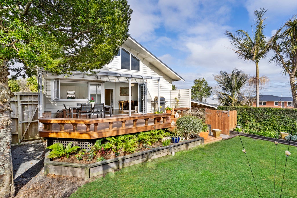16 Jubilee Avenue, Onehunga, Auckland - Carousel 2