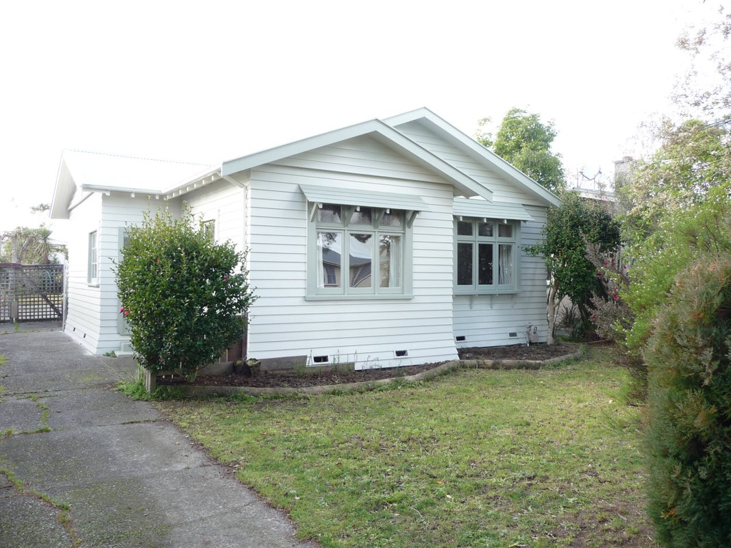 31 Thomson Street, West End, Palmerston North - Carousel 2