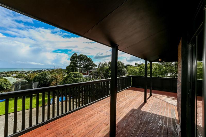 25 Darwin Crescent, Spotswood, New Plymouth - Carousel 13