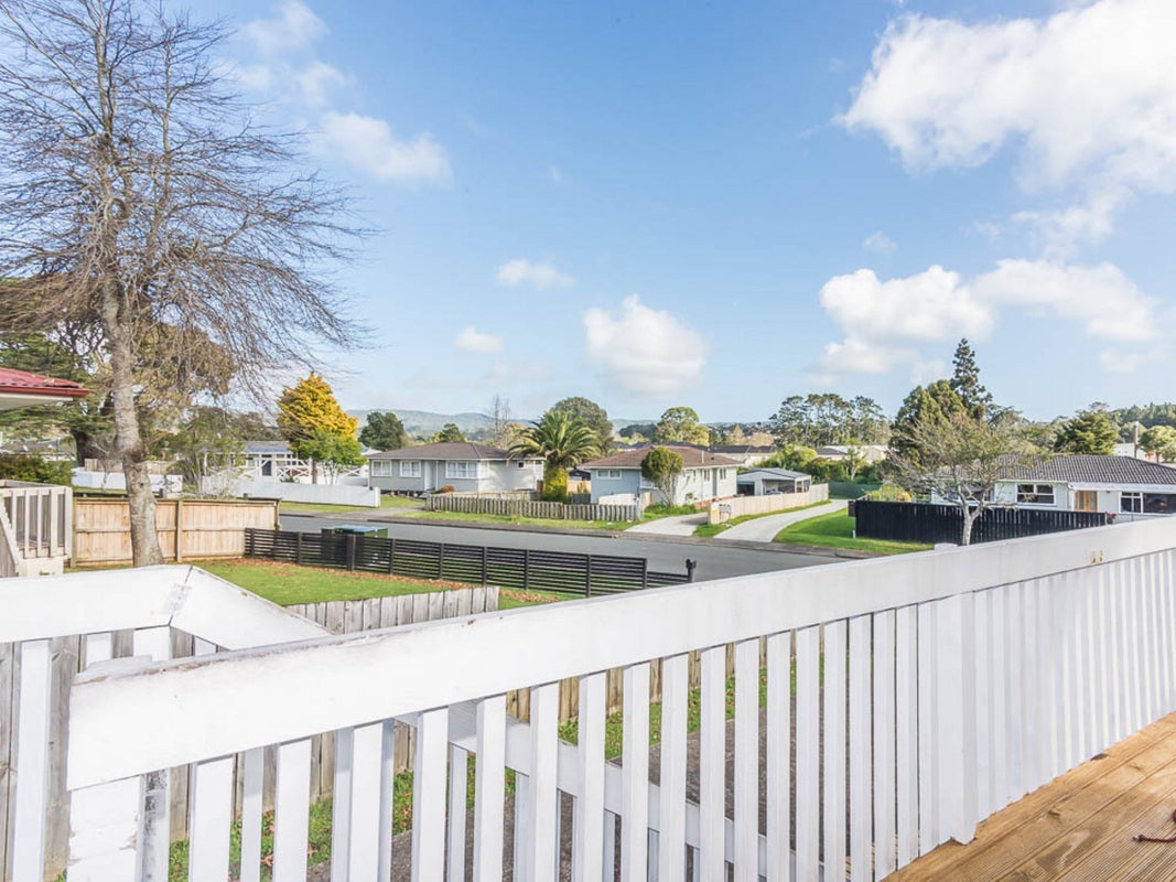 4 Coburg Street, Henderson, Auckland - Carousel 2