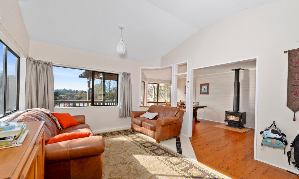 32 Kingsley Drive, Ngongotaha, Rotorua - Carousel 2