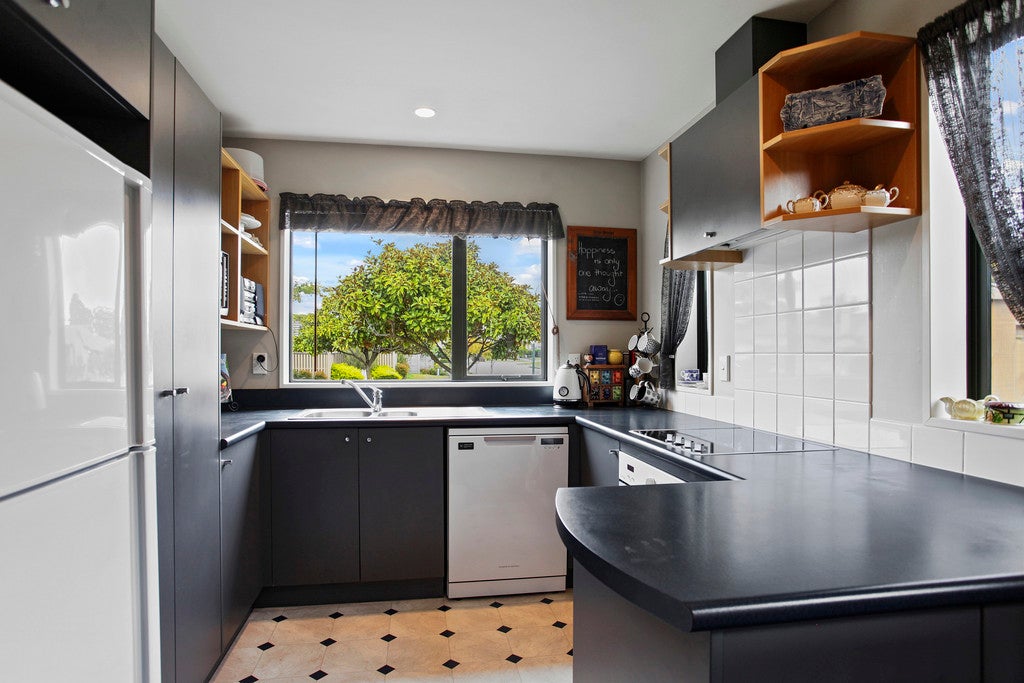 14 Mahlet Street, Northwood, Christchurch - Carousel 2
