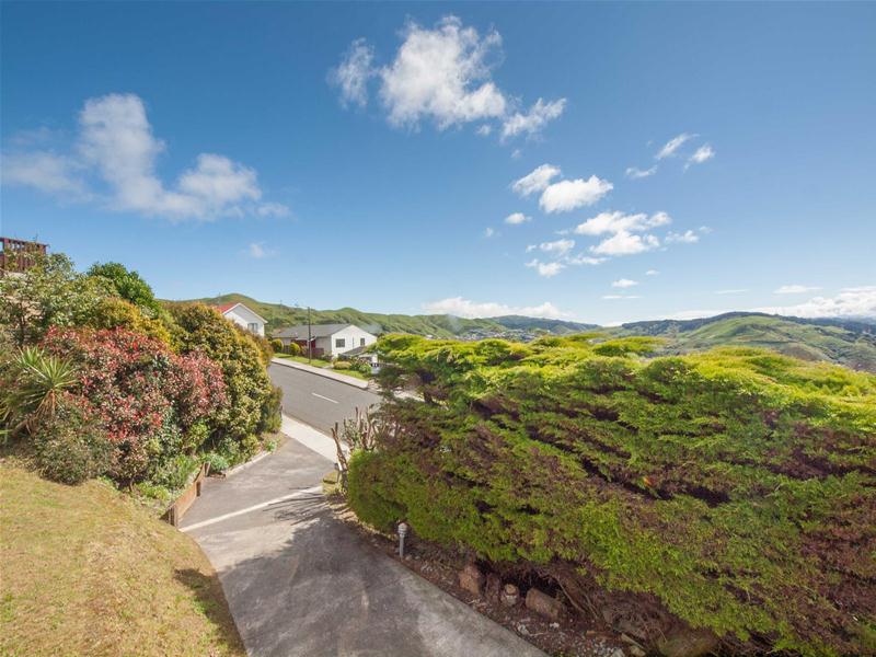 94 Cunliffe Street, Churton Park, Wellington - Carousel 14