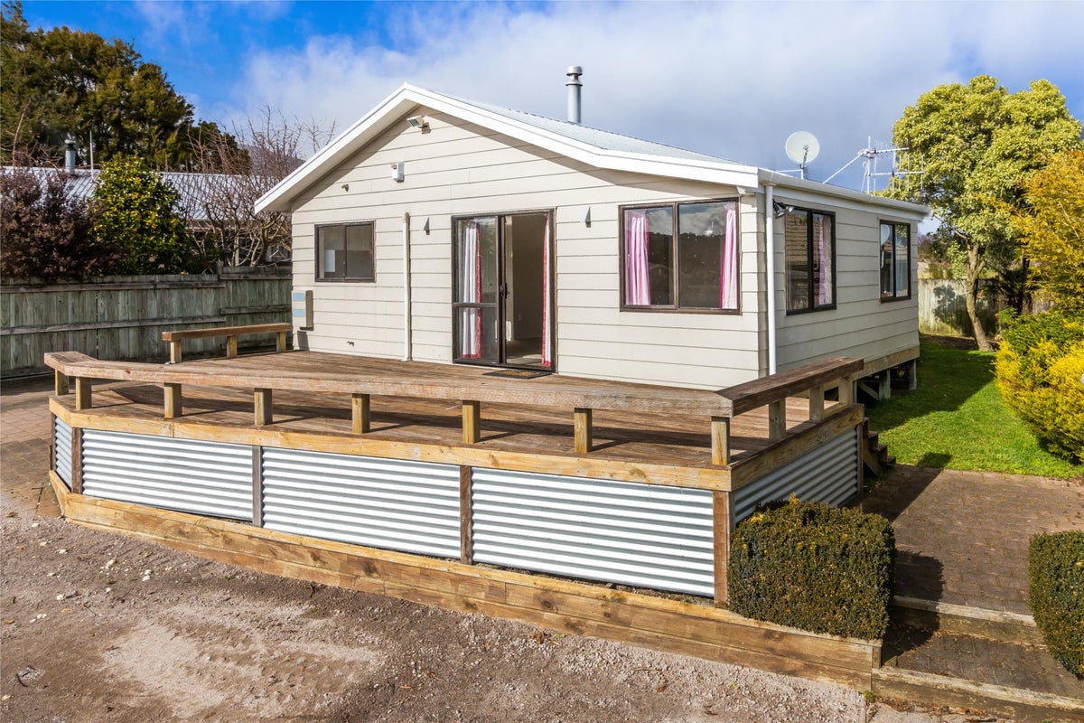 31 Marshall Avenue, Richmond Heights, Taupo - Carousel 2