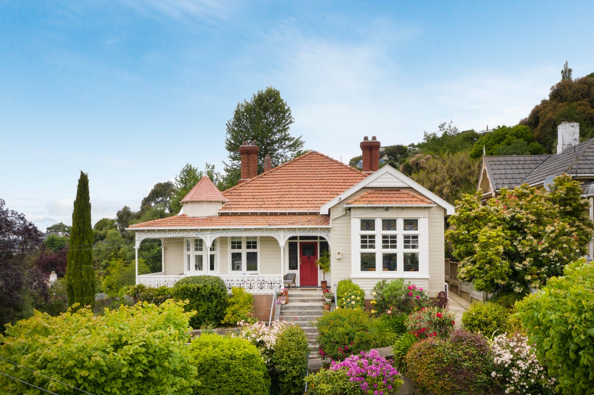 50 Hazel Avenue, Caversham, Dunedin - Carousel 1